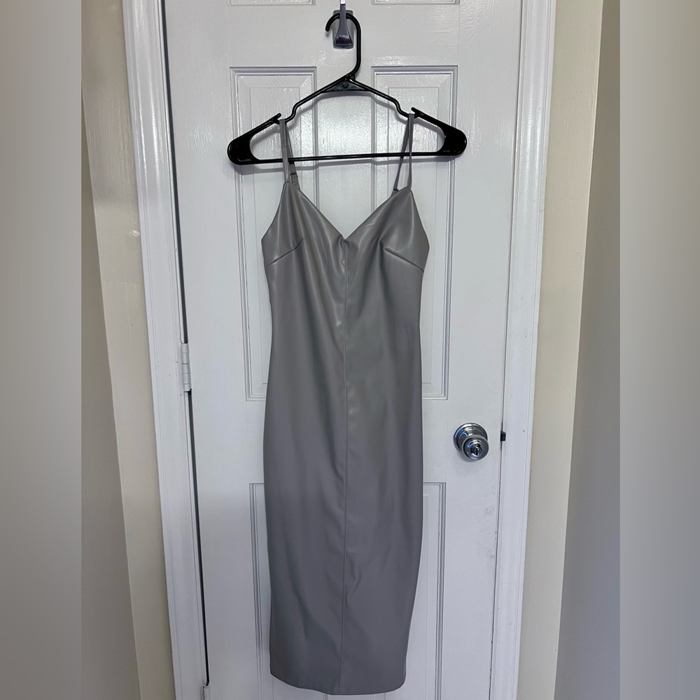 Gray dress, size small